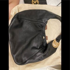 MICHEAL KORS SHOULDER BAG